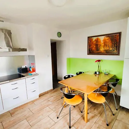דירה Gartenblick Zentral Und Komfortabel *