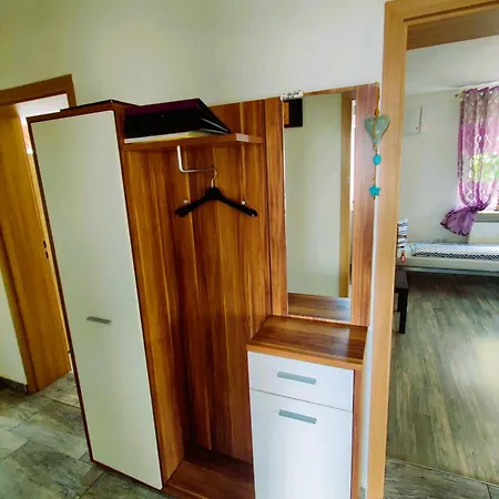 Gartenblick Zentral Und Komfortabel Appartamento Laupheim