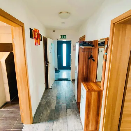 Gartenblick Zentral Und Komfortabel Appartamento Laupheim